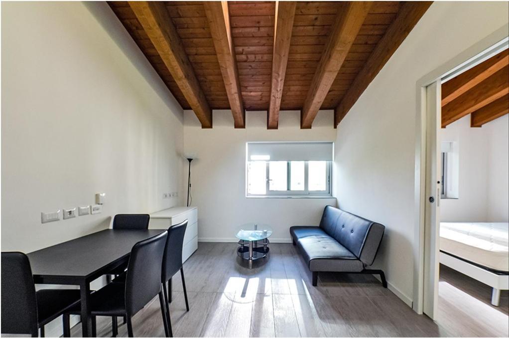 Lux Apartment 2 Milano Metro M2 외부 사진
